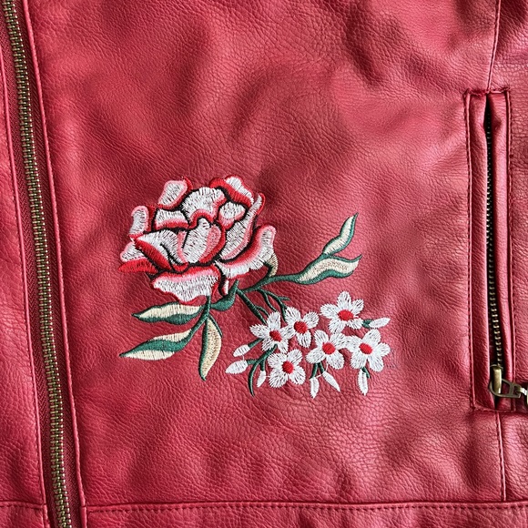 NWT - Desigual Women’s Embroidered Faux Leather Biker Jacket - EU 38 / US 4 / S - Picture 5 of 15